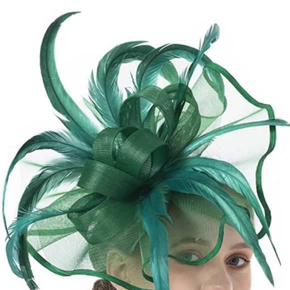 Another "Show Stopper" High Fashion Feather Lace Veil Fascinator Kentucky Derby - Picture 3 of 5